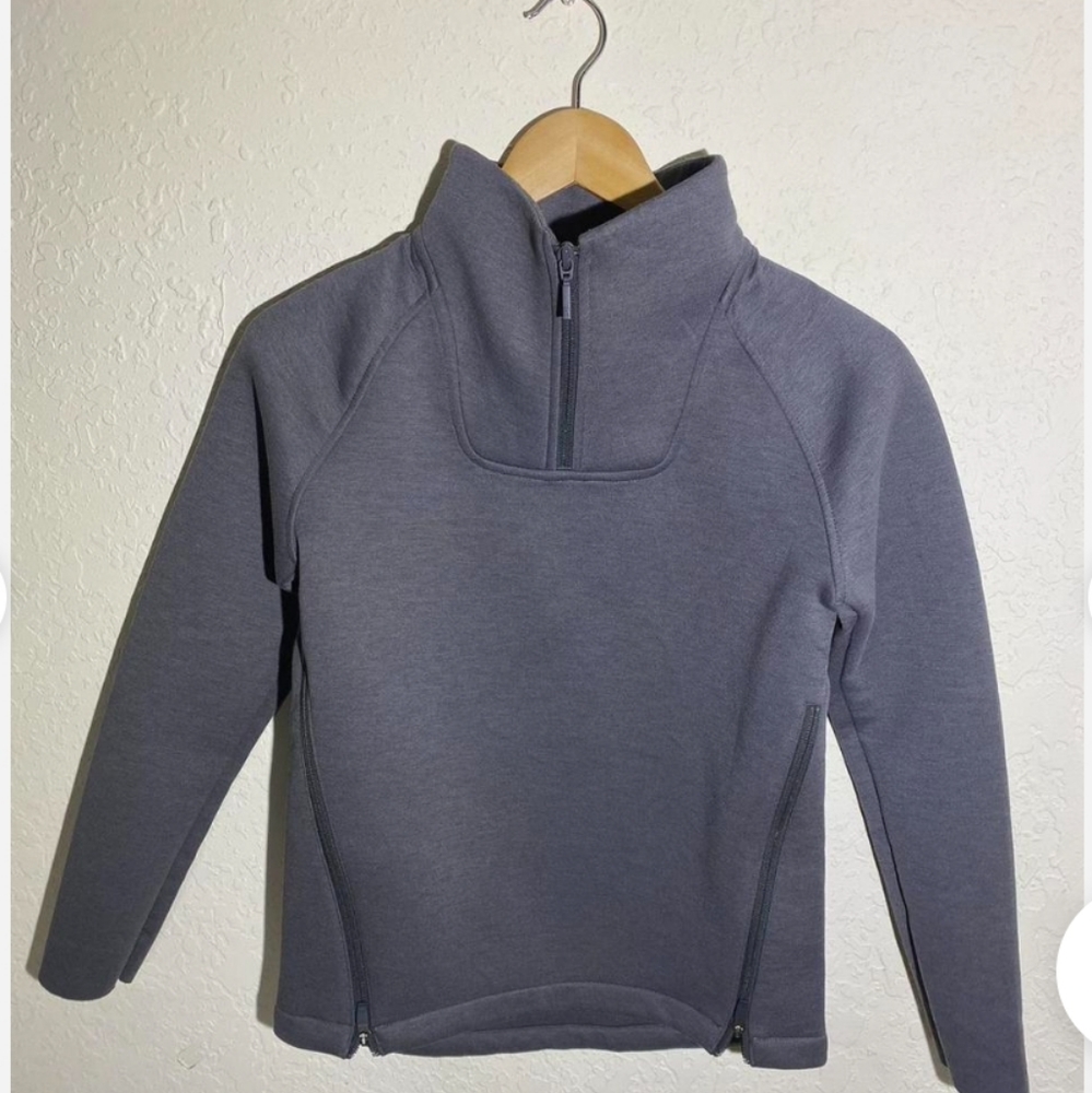 North Face Pullover - image 1